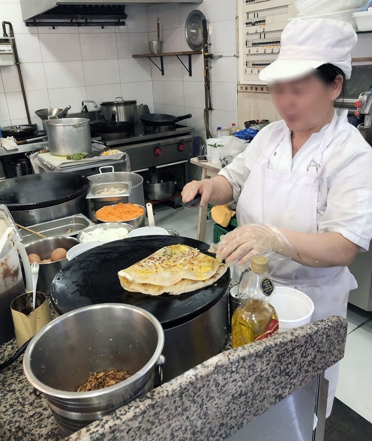 Making Chinese Pancake