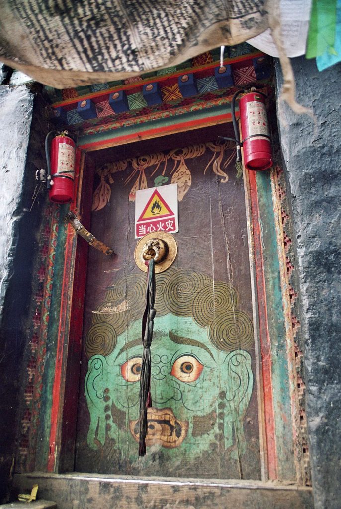 painted door Shalu Monastery 夏鲁寺: Tibet