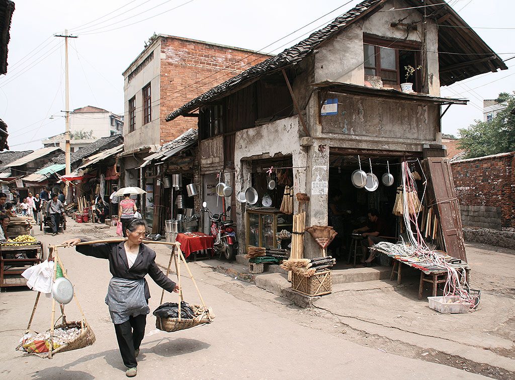 Anshun Sunday Market: 安顺星期七农民市场