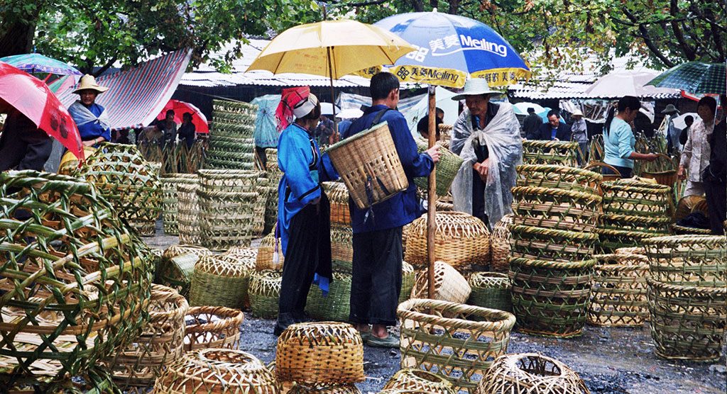 Baslets Anshun Sunday Market: 安顺星期七农民市场