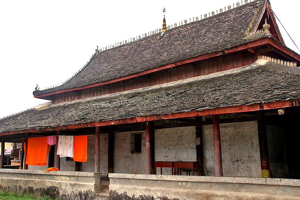 temple near menghai