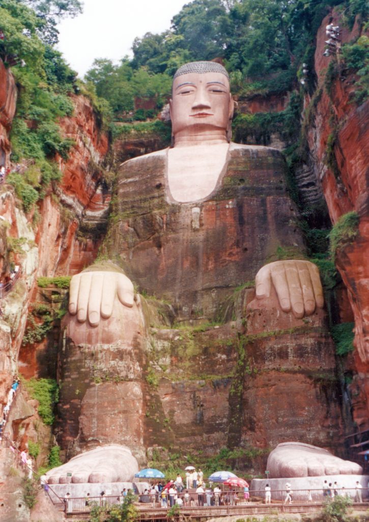 Floods Reach Giant Buddha At Leshan 乐山大佛 Holachina Com