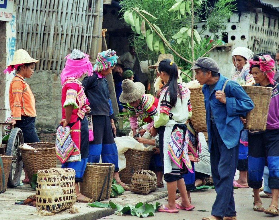 Laomeng Market 老勐 市场 Jinping Yunnan