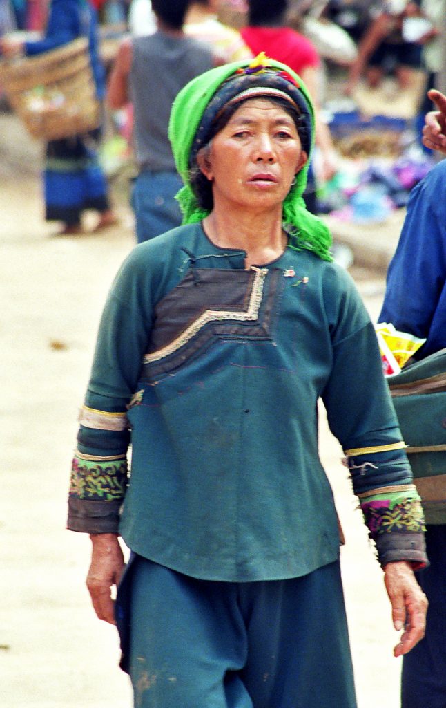 Hani minority Laomeng Market 老勐 市场 Jinping Yunnan