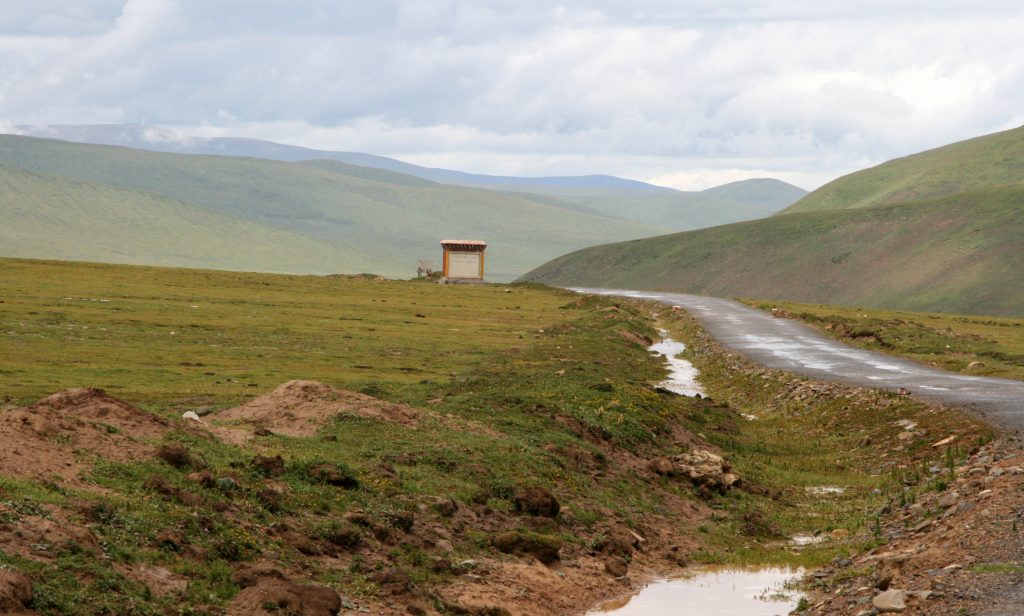 Sichuan Tibetan Highway